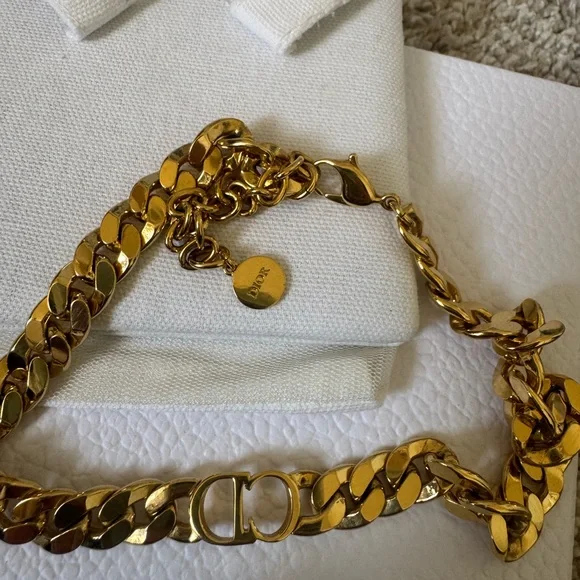 Christian Dior 30 Montaigne Short Necklace Gold Chain Necklace - Picture 10 of 10